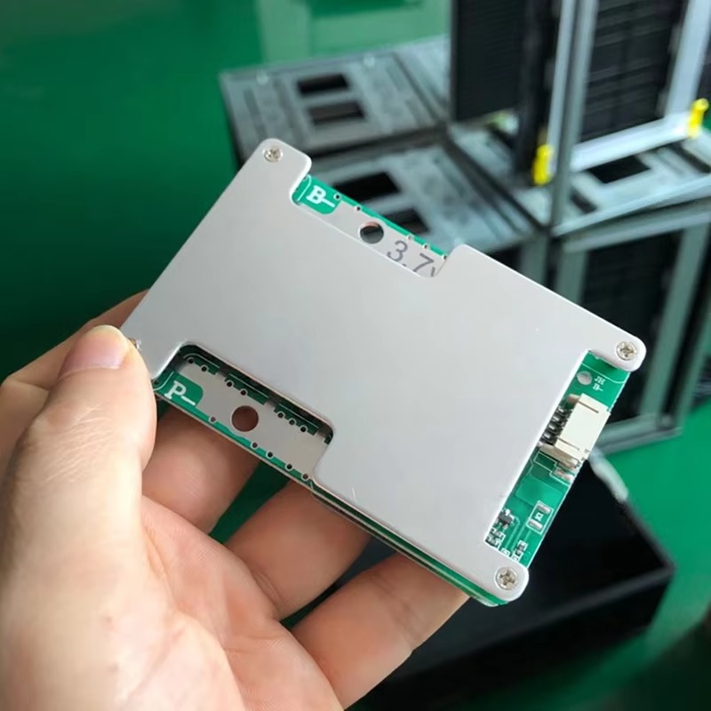 4S 12V 120A LiFePO4 Li-on Batt - огляд і ціна Power Tools Universal Battery